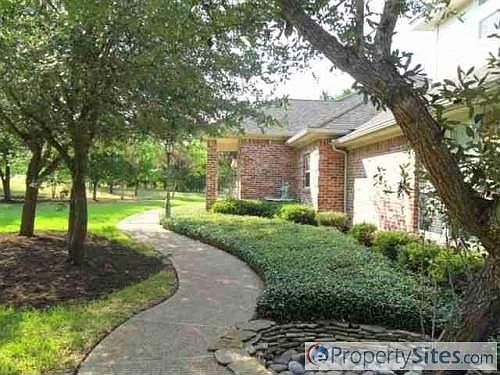 1st image of 491 Armadillo Dr