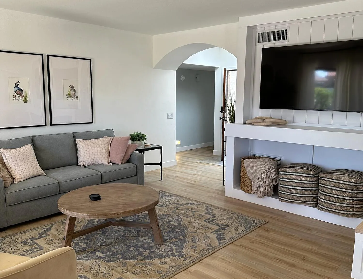 2 bed, 2.0 bath, 1373 sqft, $2,700 — Photo 2