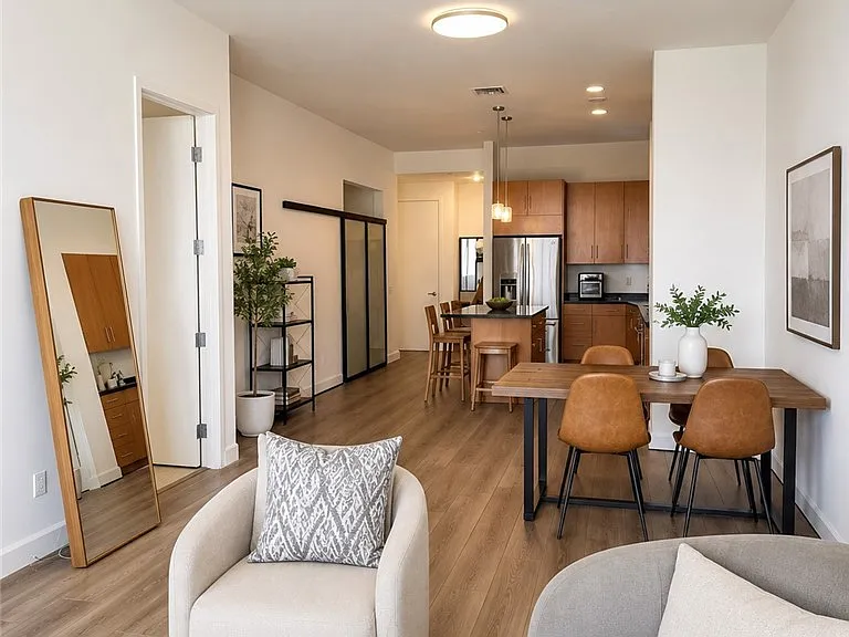 3223 W 6th St #508 — Photo 3