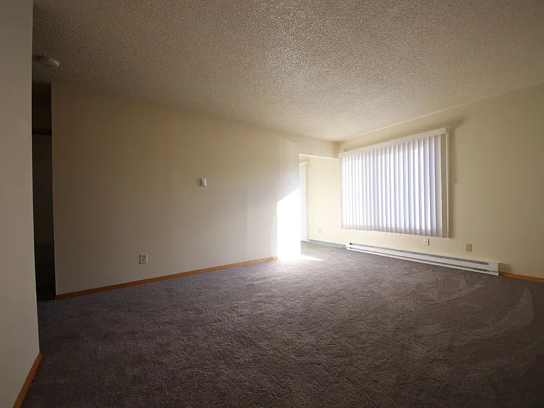 616 Molalla Ave — Photo 15