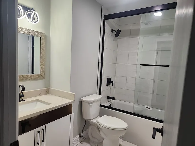 9242 Gross Point Rd #107 — Photo 4