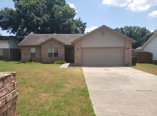 19 Farrah St, Ward, AR 72176