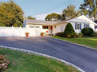 61 College Rd, Selden, NY 11784