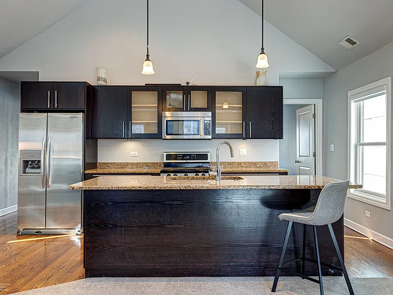 1414 W Superior St #2 — Photo 5