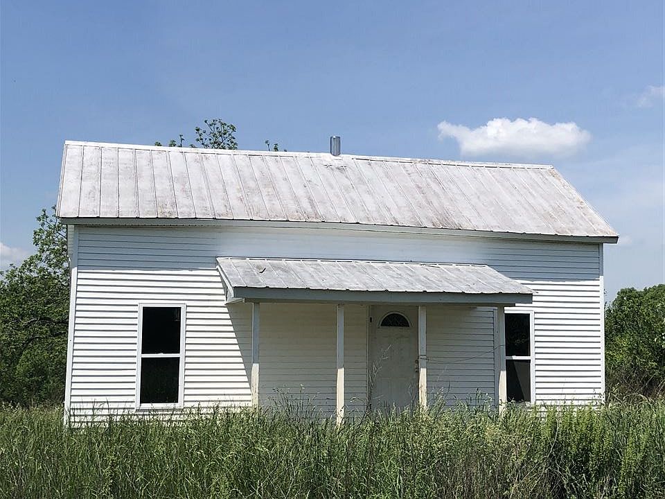 2nd image of 471 Shelton Rd