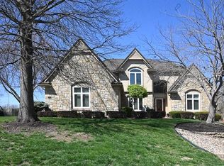 1808 SW Longview Ter, Lees Summit, MO 64081