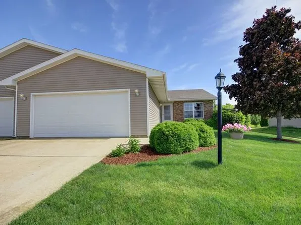 602B Sunflower St, Savoy, IL 61874
