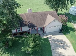 2009 S Cherokee Pl, Claremore, OK 74019