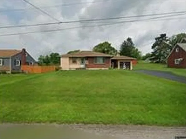 1116 Smail Rd, Leechburg, PA 15656