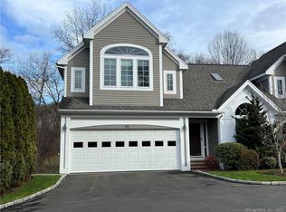 115 Hilary Cir UNIT 115, Fairfield, CT 06825