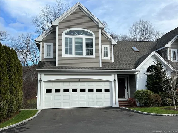 115 Hilary Circle #115, Fairfield, CT 06825
