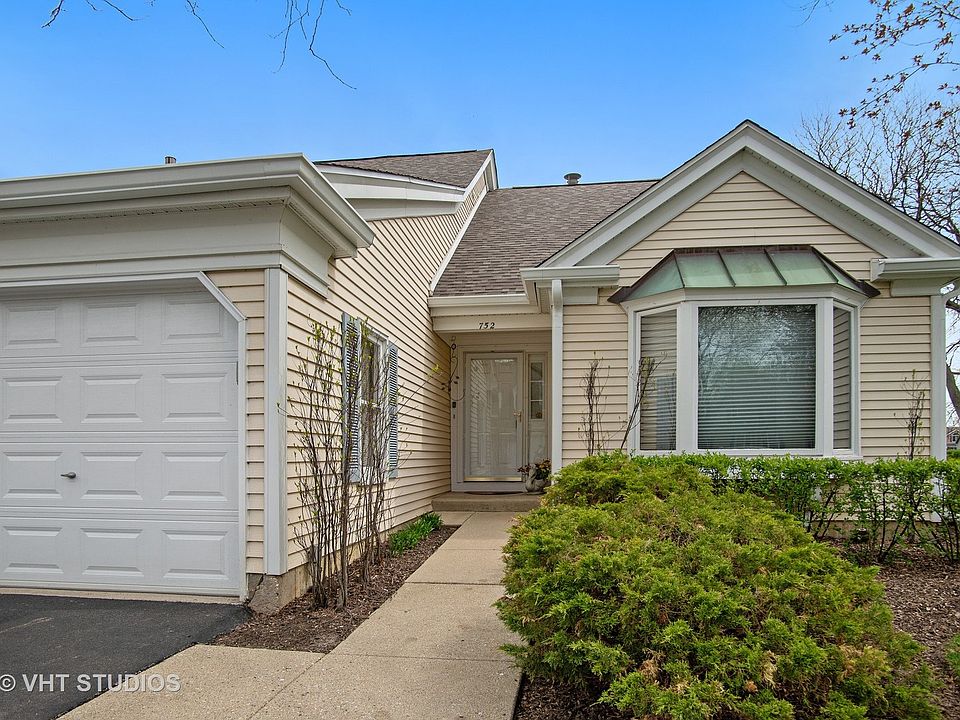 1st image of 752 Sussex Corner Ln