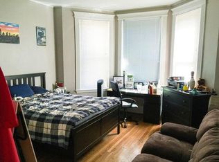 1068 Commonwealth Ave #3, Boston, MA 02215