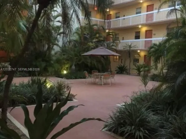 7840 Camino Real, Miami, FL