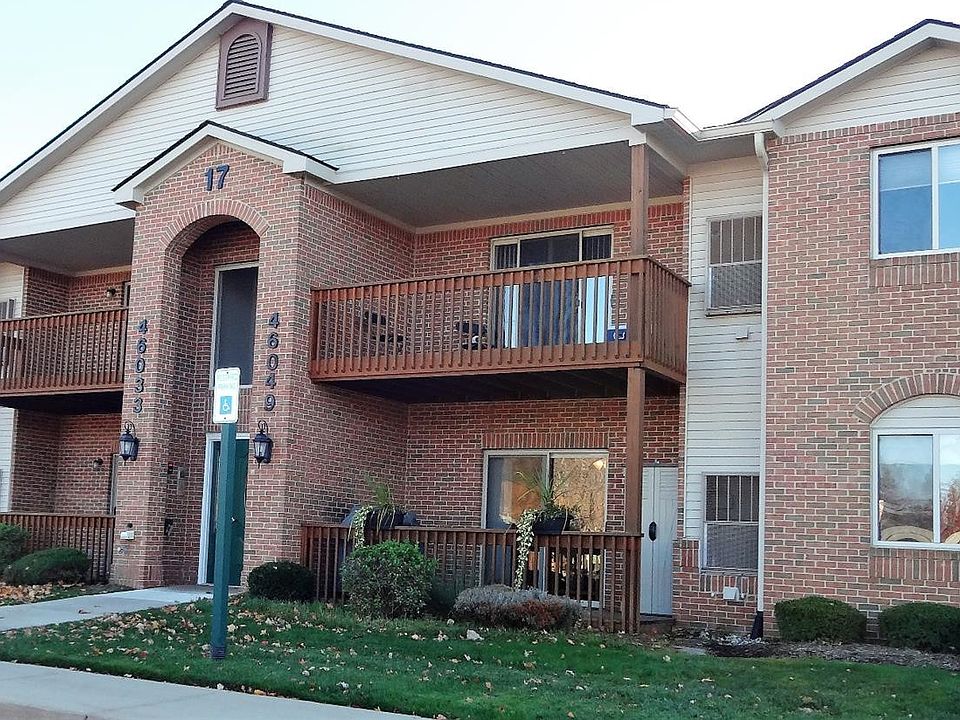 1st image of 46039 Tallgrass Ct