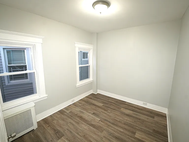 183 No Munn Ave #2 — Photo 9