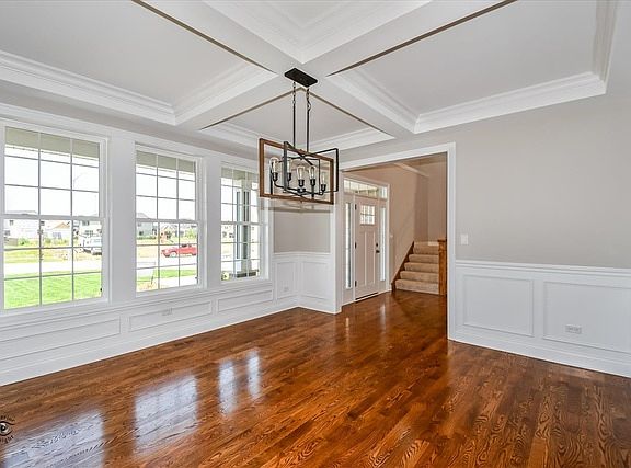 3rd image of 23924 S Sunset Lakes Dr