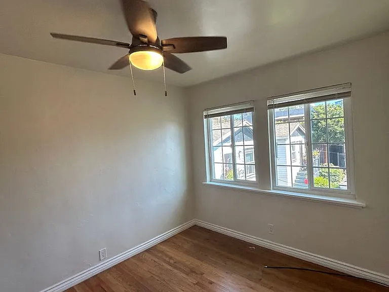 Bankers Hill One Bedroom — Photo 5