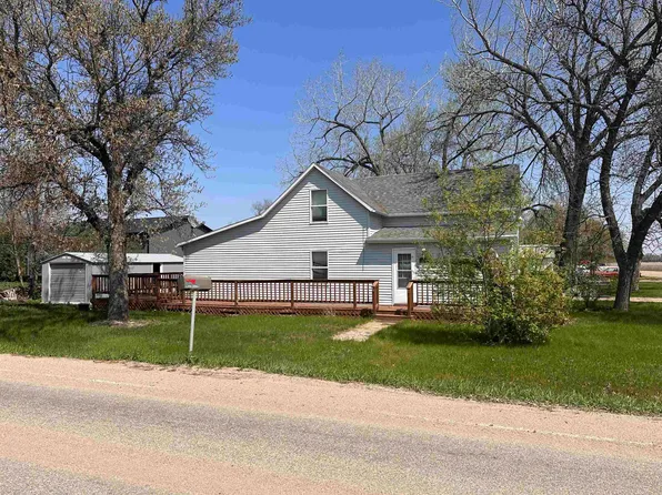 610 Covell St, Plaza, ND 58771