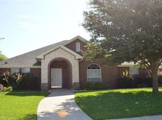 837 Royal Oak Ln, Burleson, TX 76028