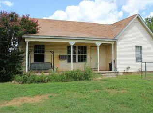601 E 4th St, Stroud, OK 74079