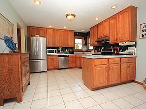 5th image of 8317 N Rockton Ave