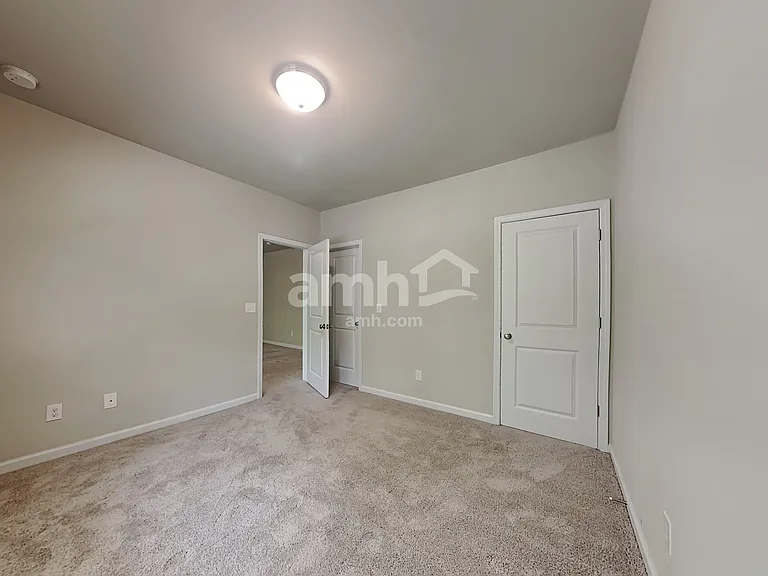 338 Winston Cir — Photo 18