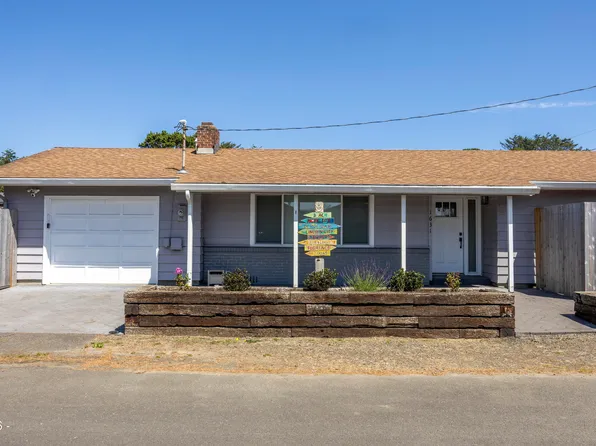 1631 NW 33rd St, Lincoln City, OR 97367