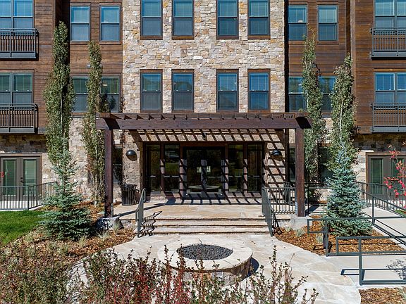 Fire Pit at Sagebrush Apartments