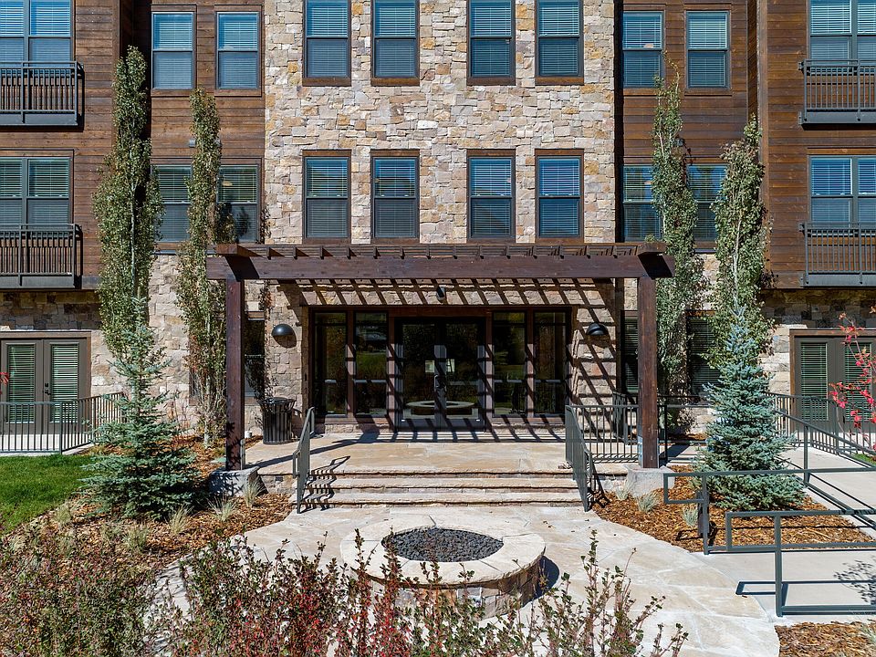 Fire Pit at Sagebrush Apartments