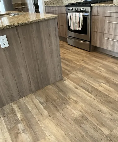 728 Oak St — Photo 12