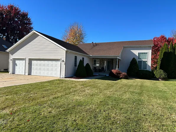 920 Covington Ct, Marysville, MI 48040