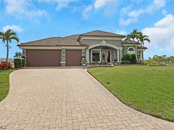 2102 NE 22nd Ave, Cape Coral, FL 33909
