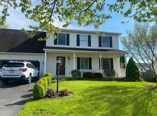 309 Hunter Path Rd, Hummelstown, PA 17036