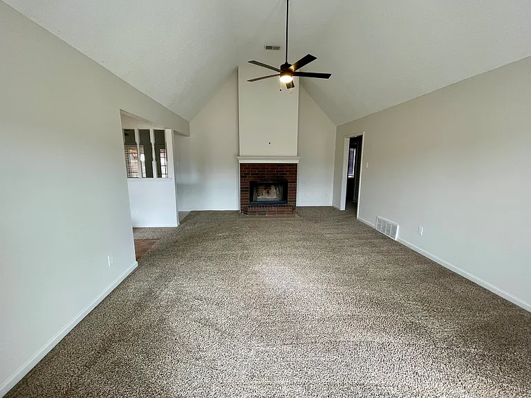 6990 Meadowlands Pl — Photo 10