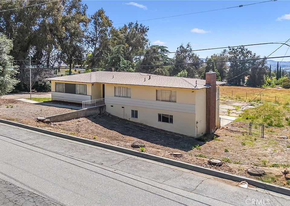 1st image of 11424 Casa Blanca St