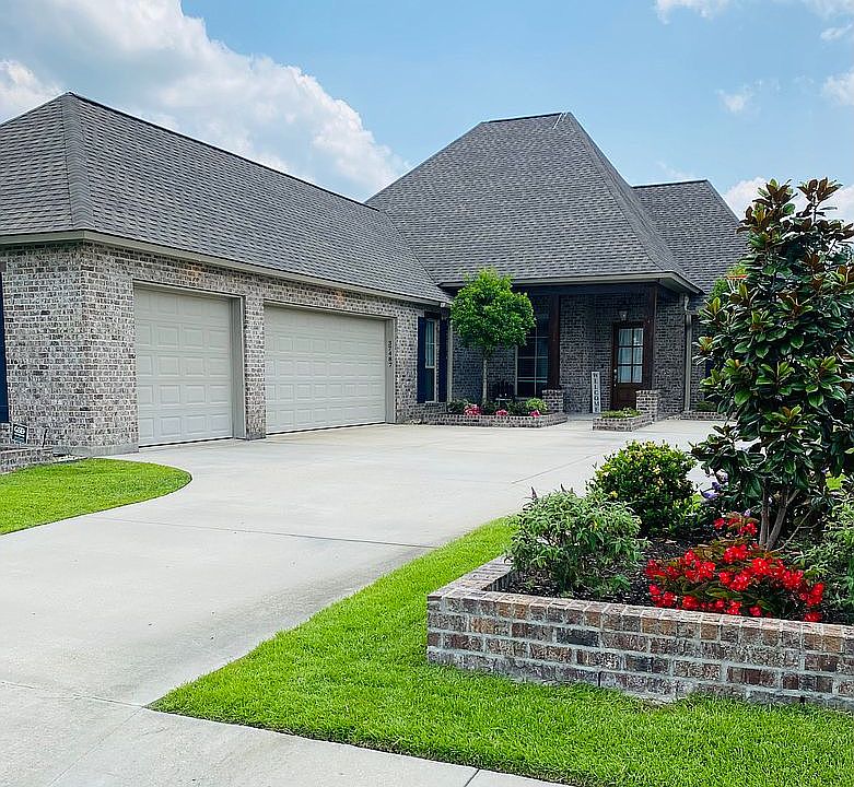 1st image of 37487 Cypress Hollow Ave