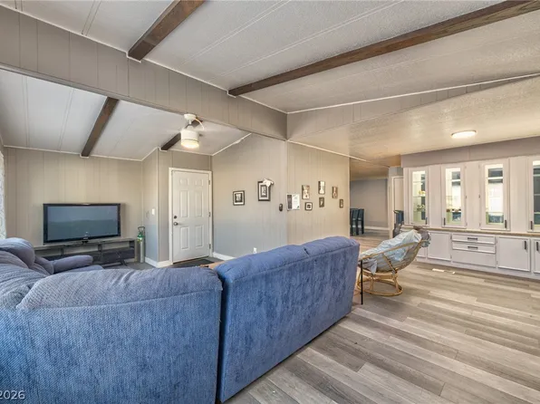80 Vegas Valley Dr, Pahrump, NV 89048