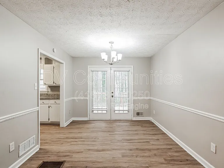 1605 Sugar Plum Dr SW — Photo 11