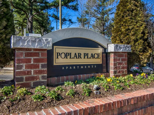 Poplar Place