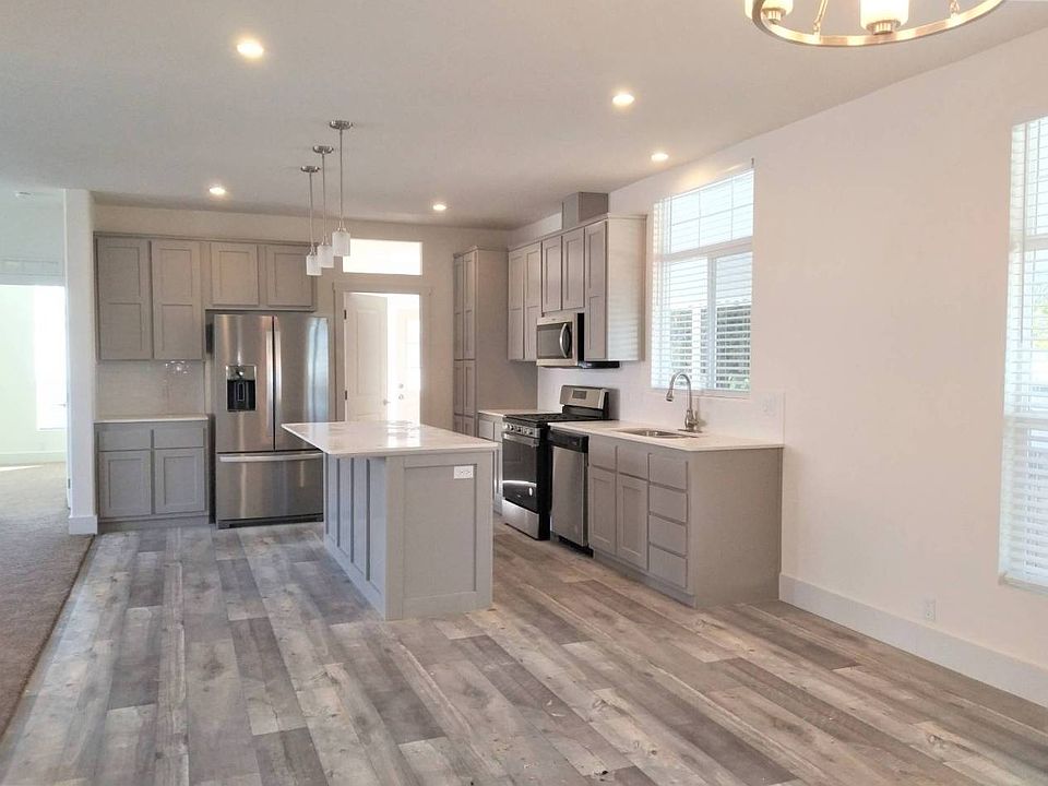 2nd image of 14360 Rios Canyo Beautiful Ln
