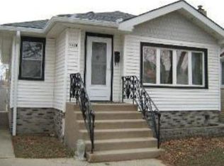 3930 N Oleander Ave, Chicago, IL