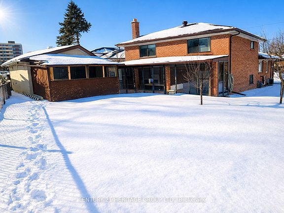 3rd image of 135 Derrydown Rd