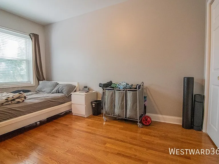 4330 N Sacramento Ave #2E — Photo 14
