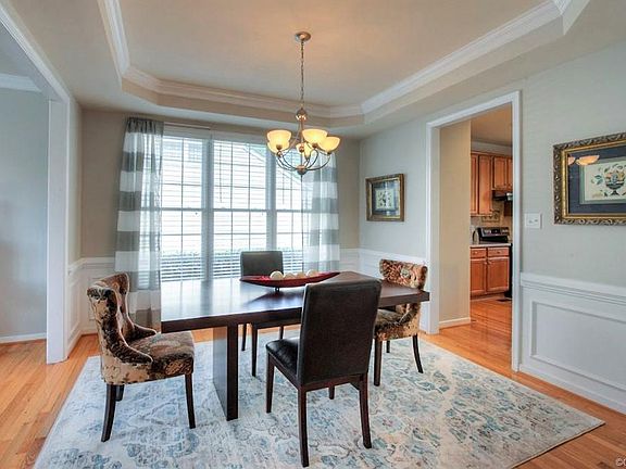 5th image of 11716 Parsons Walk Ct