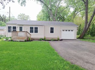 5205 N Lake St, McHenry, IL 60050