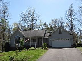 3rd image of 10618 Rhoads Dr