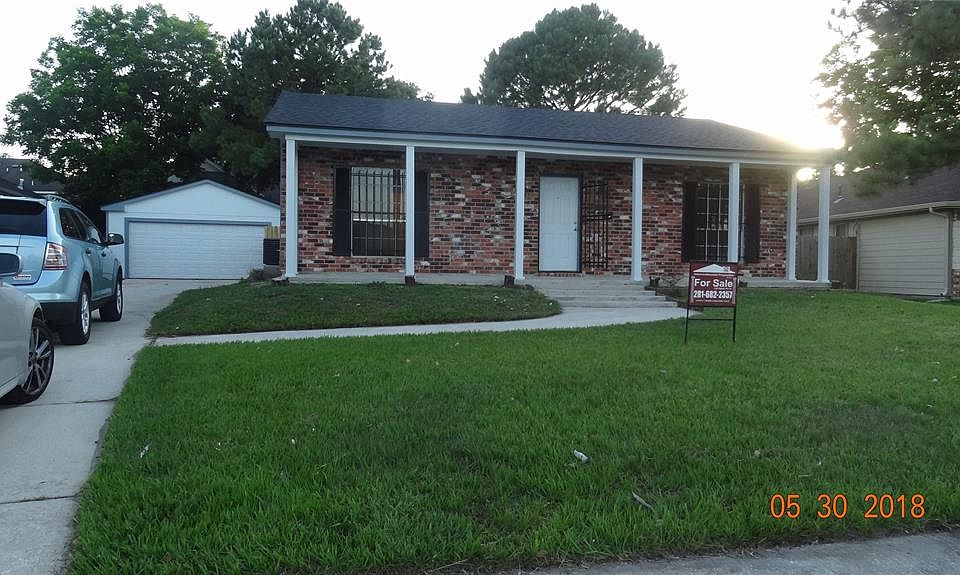 1st image of 12615 Crestvale Dr