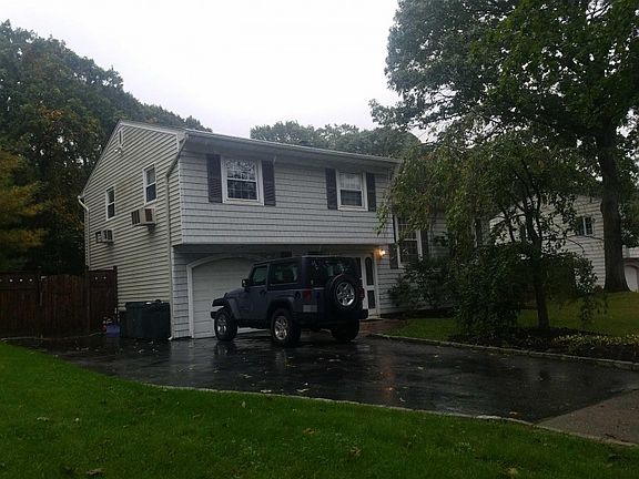 3rd image of 15 Mount McKinley Ave