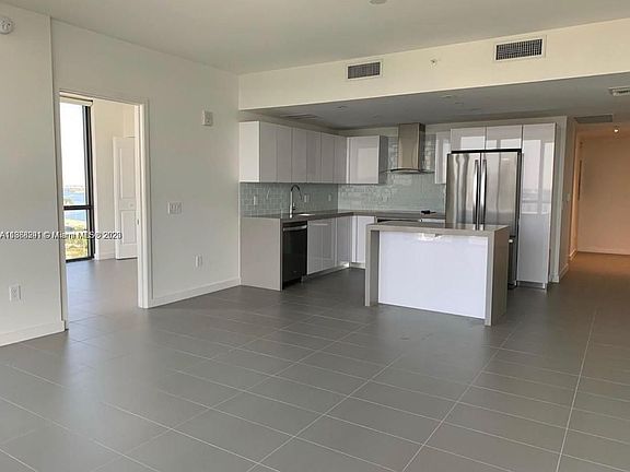 3rd image of 1600 NE 1st Ave APT 2320
